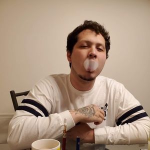 Meet your Posher, Isaias